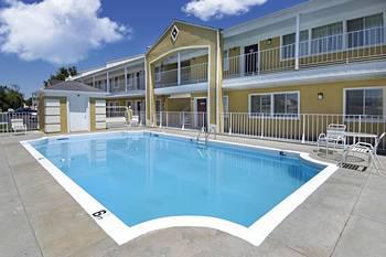 Days Inn By Wyndham Ottawa Экстерьер фото