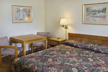Days Inn By Wyndham Ottawa Номер фото